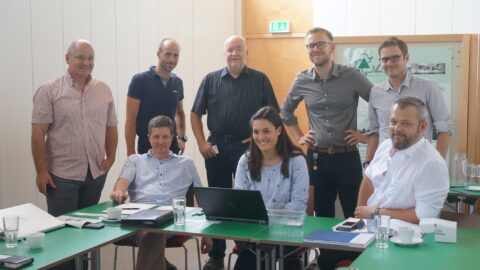 Lesen RePETito: Ein Projekt zur Erweiterung der Kreislaufwirtschaft RePETitio Project Team